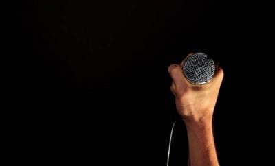 https://images.pexels.com/photos/33779/hand-microphone-mic-hold.jpg?dl&fit=crop&w=640&h=426