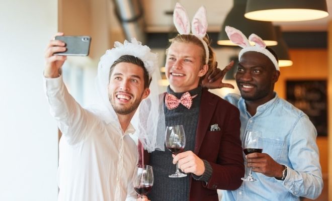 Essential Tips for Throwing a Great Bachelor Party