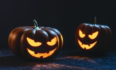 https://www.pexels.com/photo/2-jack-o-lantern-illustration-33139/